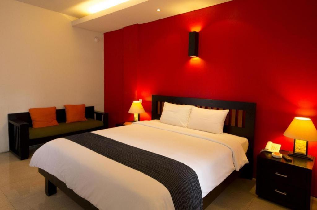 Eclipse Hotel Prawirotaman Yogyakarta Exterior photo